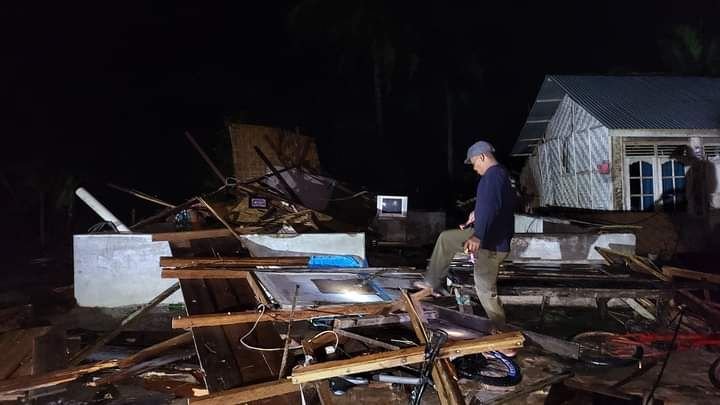 56 Rumah Warga Sergai Rusak Dihantam Angin Puting Beliung