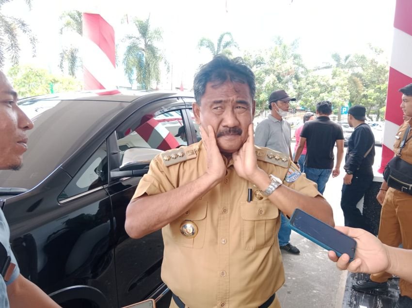 Warga Berngam 2 Bulan Krisis Air Bersih, Tampung Air Hujan Untuk Mandi