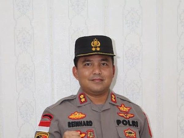 Kapolres Dairi Diperiksa Propam Buntut Aksi Pukuli Anggota