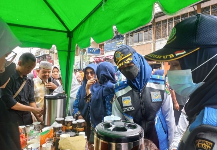 Ada Kopi Gratis Saat Perayaan HUT RI ke 78 di Alun-alun Pasar Sipirok