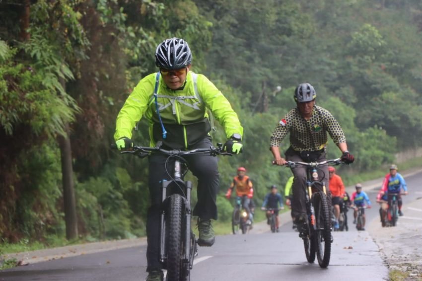 Kapoldasu Olah Raga Gowes Di Wilayah Pegunungan