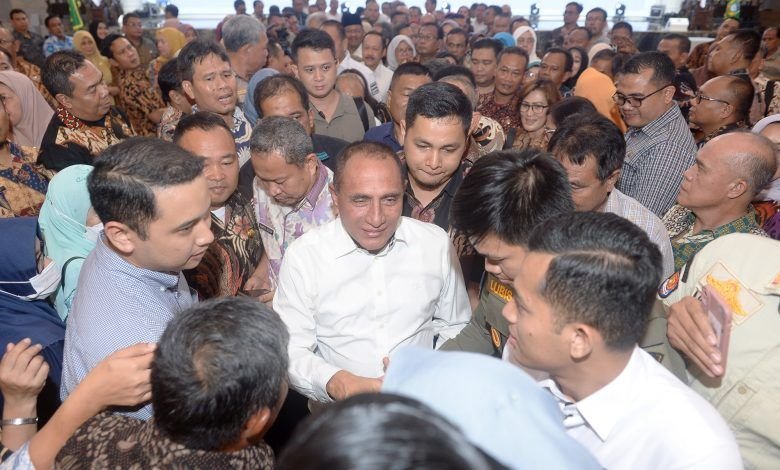 Edy Rahmayadi Pamit, Titip Pesan Pada ASN Hingga Teteskan Air Mata