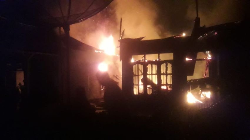 Kebakaran di Madina, 2 Rumah dan 2 Mobil Ludes