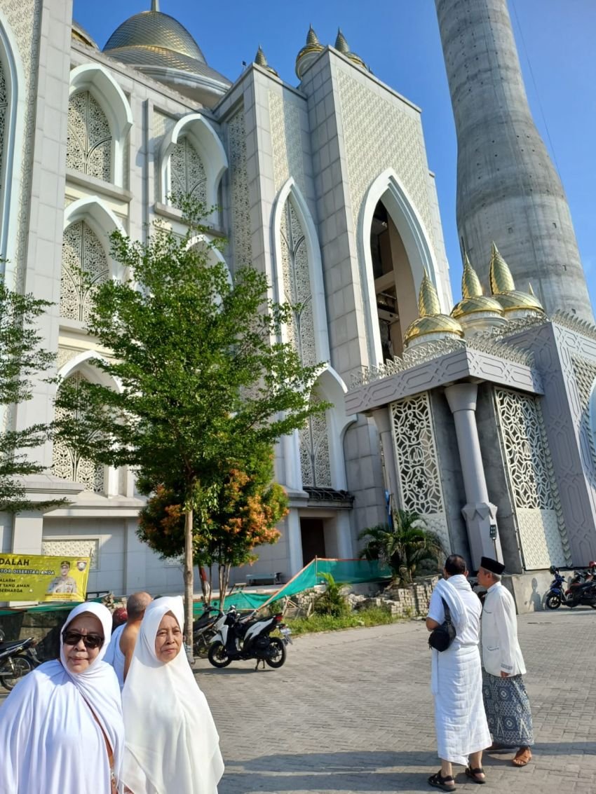 3 September 2023, Gubsu Soft Launching Pemakaian Masjid Agung Medan