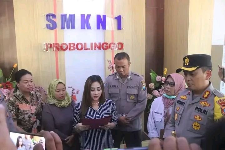 Tiktokers Sempat Viral di Medsos Bentak Siswi Magang, Polres Probolinggo Ambi Tindakan