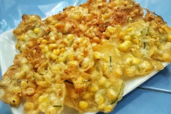 Resep Membuat Peyek Jagung, Dari Camilan hingga Lauk di Meja Makan