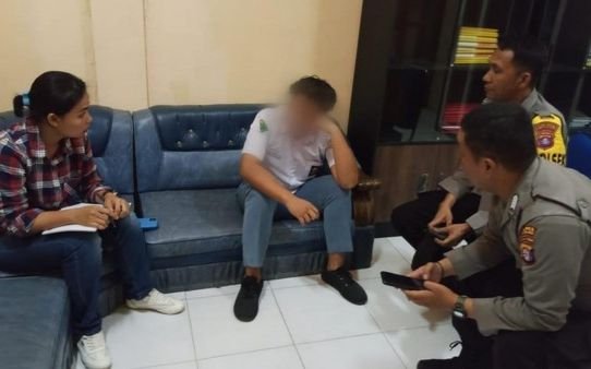 Siswa SMA yang Tantang Guru Berkelahi Dikeluarkan dari Sekolah