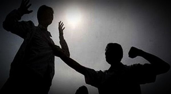 Sopir di Medan Dianiaya Dua Preman, Pelaku Bapak dan Anak, Polisi Buru Pelaku