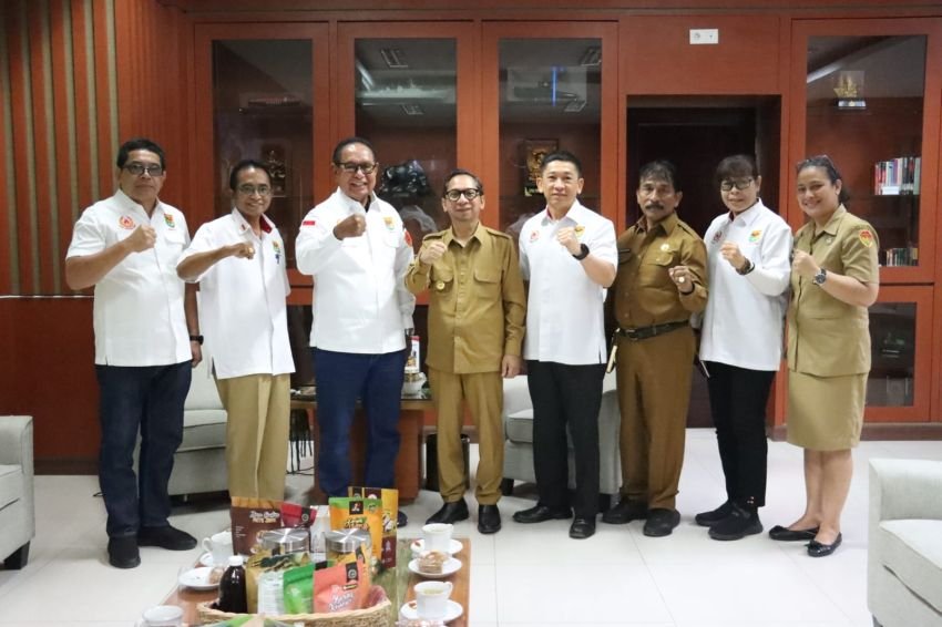 Bahas Persiapan PON 2024 dan 2028, Pj Gubernur Audiens bersama Ketua KONI NTT