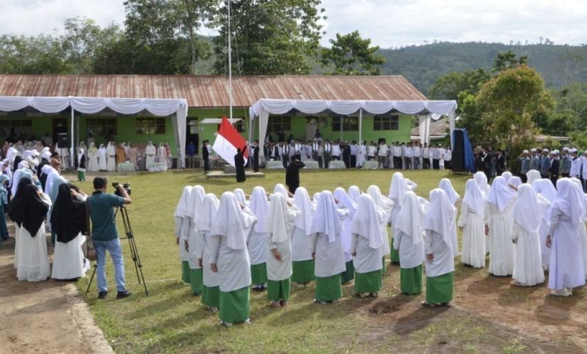 Pj Wali Kota Padangsidimpuan Ikuti Upacara Peringatan Hari Santri Nasional 2023