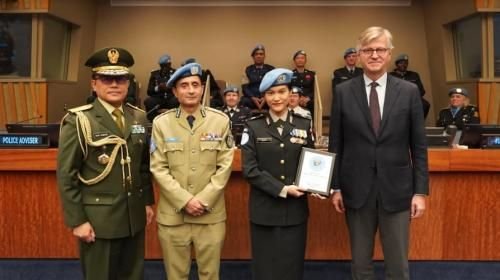 Polisi Ini Terima Penghargaan Polwan Terbaik dari PBB