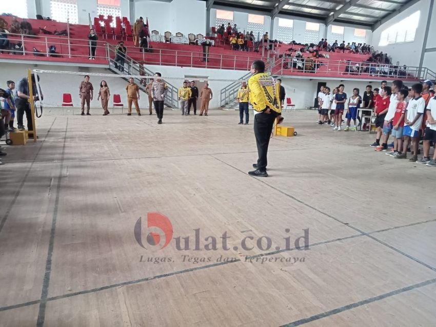 Kejuaraan Bulutangkis Perebutkan Piala Bupati Pakpak Bharat ke-II Resmi Dibuka
