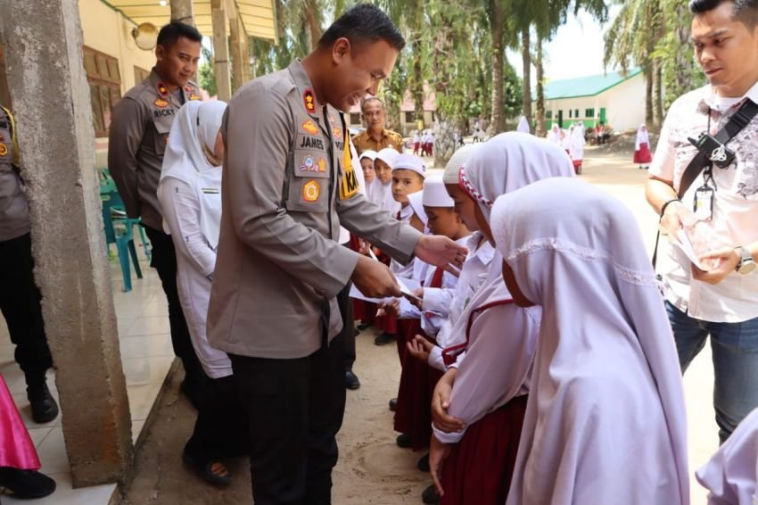 Kapolres Labuhanbatu Ramah Tamah dengan Yayasan Madrasah Ibtidaiyah Swasta Karisma Pulo Padang