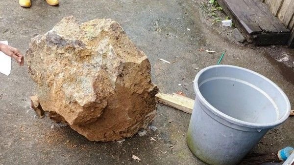 Tertimpa Batu yang Jatuh dari Bukit, 1 Warga Agam Tewas