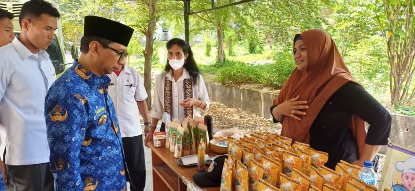 Peringati HARKANAS Tingkat Provinsi NTT dengan Tema Ikan Untuk Generasi Emas
