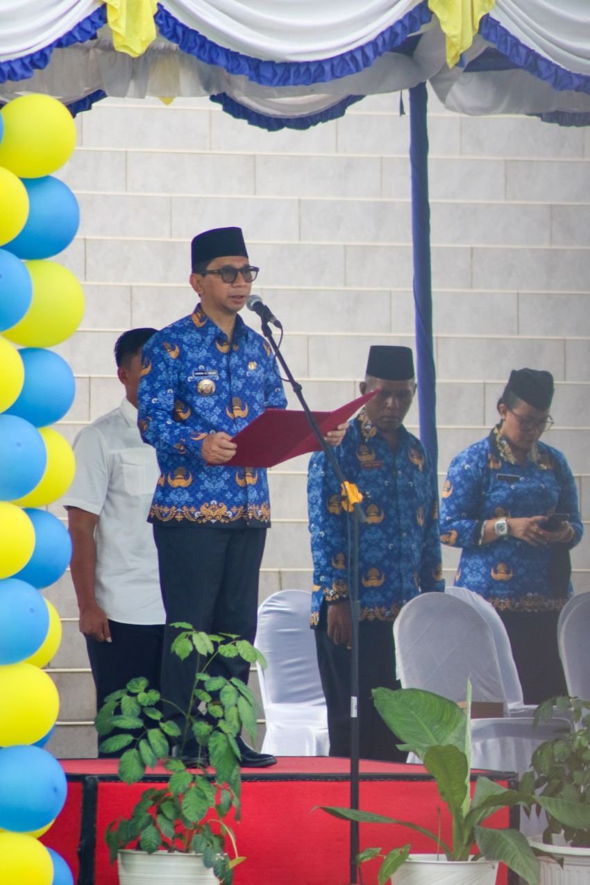Penjabat Gubernur NTT Inspektur Upacara Peringatan HUT ke-52 KORPRI
