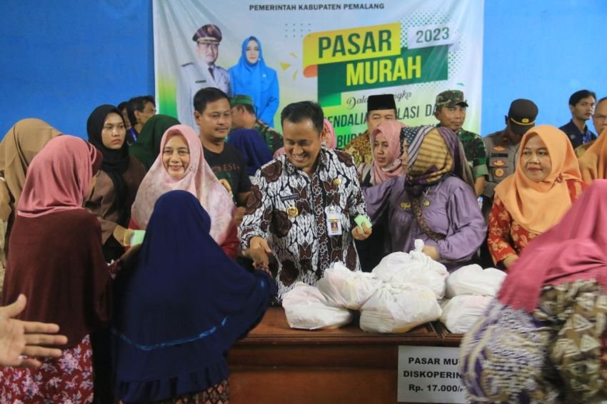 Inflasi di Pemalang Menghawatirkan, Pemkab Gelar Pasar Murah di Serang