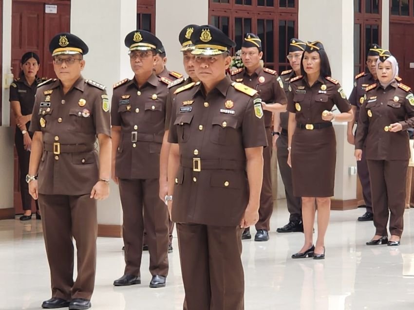 Dilantik, Dr Lambok Marisi Jakobus Sidabutar SH MH Resmi Jabat Kajari Kota Padangsidimpuan