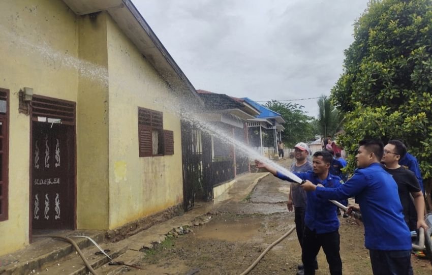 Rumah Terbakar Di Kelurahan Sidangkal Kota Padangsidimpuan