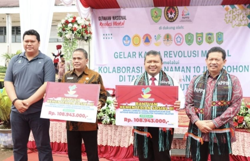 Kemenko PMK Hadiri Acara Gelar Karya Revolusi Mental di Desa Kampung Setia Sipirok