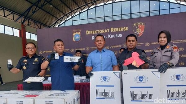 Gudang Rokok Ilegal di Batam Digrebek, 700 Ribu Batang Disita, Dua Pelaku Diamankan