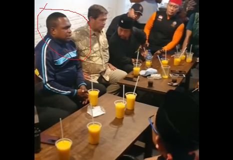 Satpam Viral Larang Kurir Pasang Bendera Palestina Diberhentikan Pengelola Apartemen