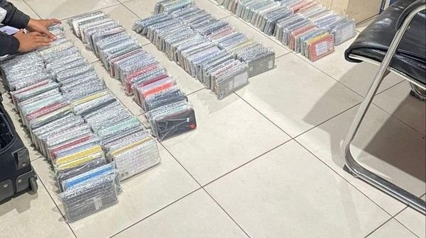 Penyelundupan 455 iPhone di Batam Digagalkan Bea Cukai, 2 Orang Ditangkap