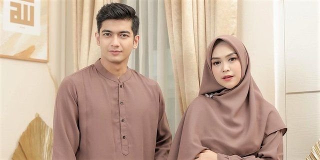 Ria Ricis dan Teuku Ryan Umrah Bareng, Tapi Kok...