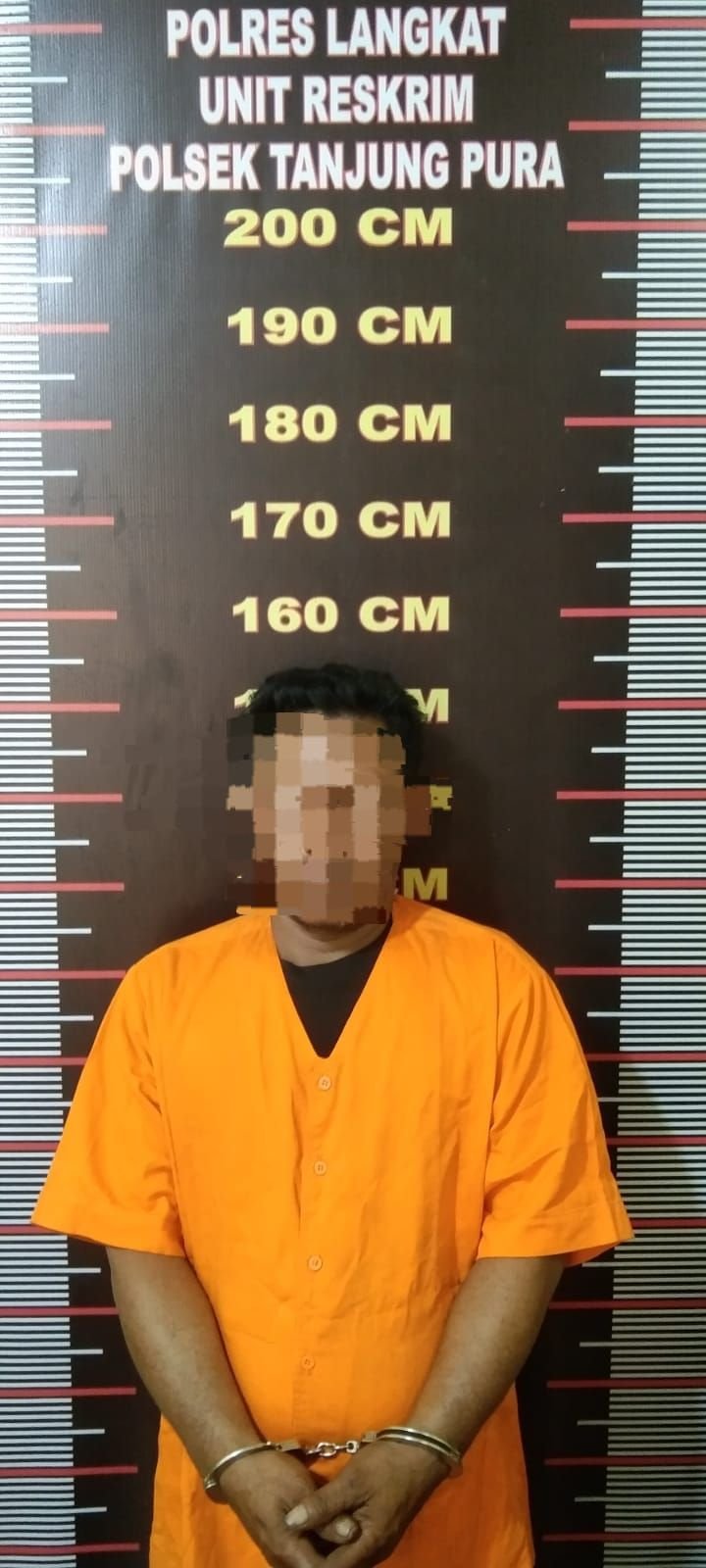 Gegara Ditagih Uang Angsuran Istri, Suami di Langkat Bacok Motor Penagih Hutang