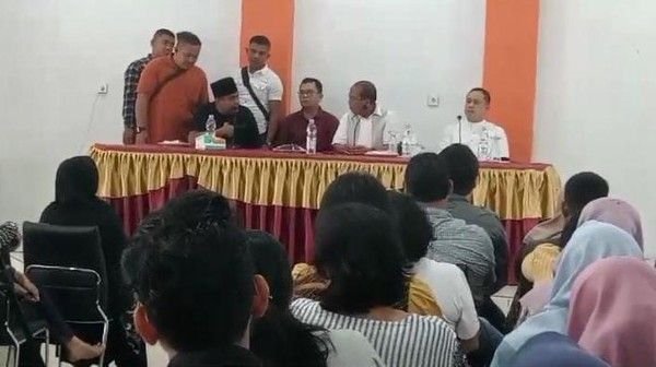 Video Viral, Pj Bupati Tapteng Cekcok dengan Ketua DPRD, Sampai Nyatakan Perang