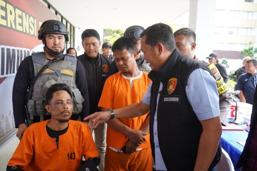 Polisi Ringkus Dua Perampok Sadis, Tembak Wajah Korban, Gasak Uang Tunai Rp742 Juta