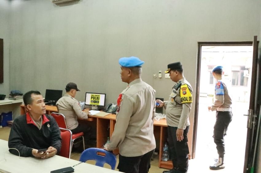 Kabag Ops Polres Sergai Periksa Kesiapan Alkom Dukung Ops Mantap Brata Toba 2023-2024