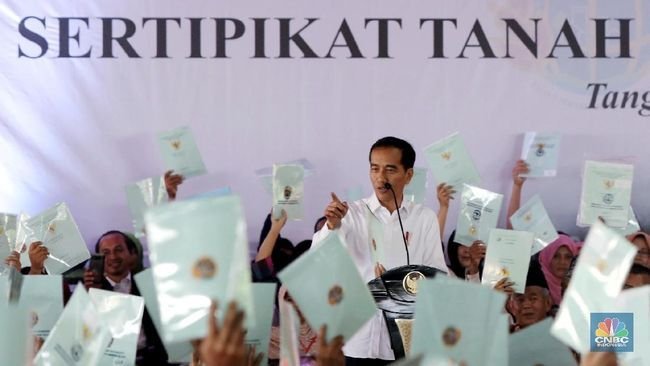 Presiden: Silahkan Sertifikat Tanah Disekolahkan, asal Sanggup Menyicil