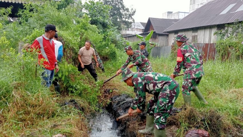 Koramil 10/SR Bersama Forkopimcam Sei Rampah Kompak Giat Karya Bakti TNI AD Tahun 2023