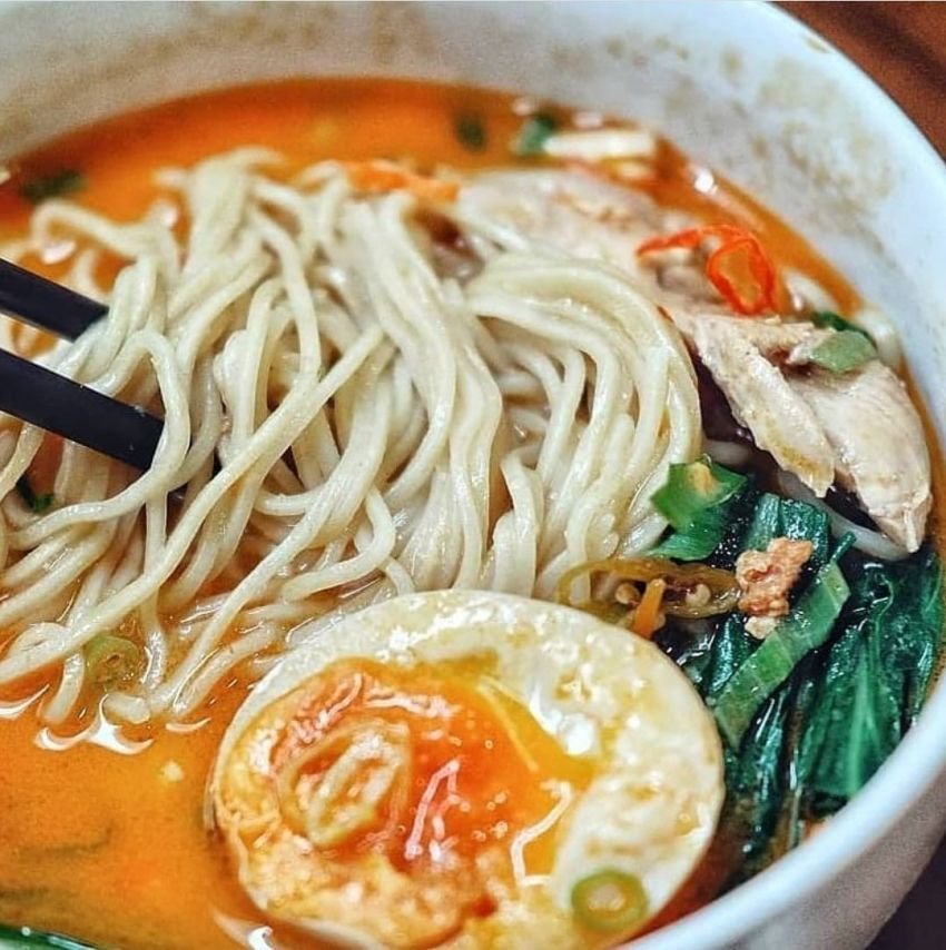 4 Hal yang Membuat Ramen Jepang Nikmat dan Bikin Ketagihan