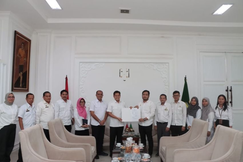 Akan Bertugas di Sergai Selama 25 Hari, Tim BPK RI Diterima Wabup Adlin Tambunan