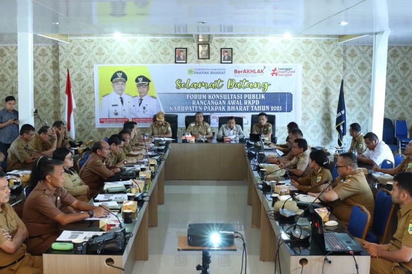 Wabup Buka Forum Konsultasi Publik Penyusunan Rancangan Awal RKPD Pakpak Bharat Tahun 2025