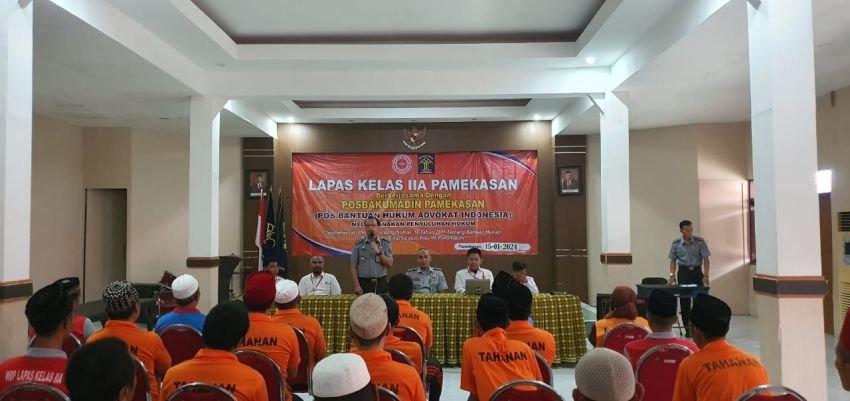 Posbakumadin Pamekasan Beri Penyuluhan Hukum Kepada 56 WBP