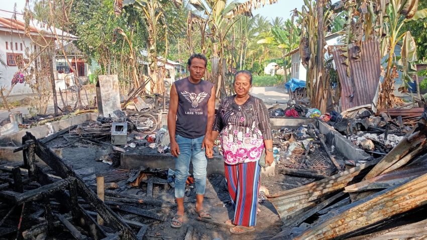 Miris, Seluruh Harta Benda Hangus Terbakar, Korban Kebakaran Hanya Sisakan Baju di Badan