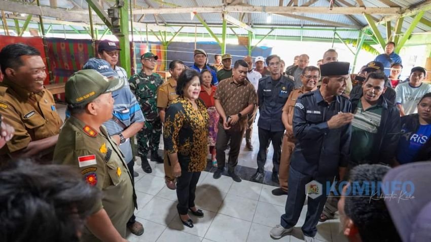 Bupati Karo Tinjau Kesiapan TPS untuk Pemilu