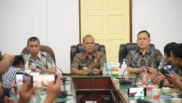 Pj Bupati Tapteng Dipolisikan Gegara Sebut Wartawan Suka Meras