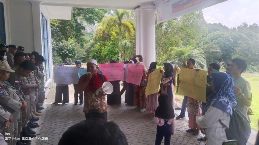 Tak Bertemu Bupati saat Aksi, Guru PPPK Akan Aksi Kembali Tuntut Pembatalan SKT Tambahan