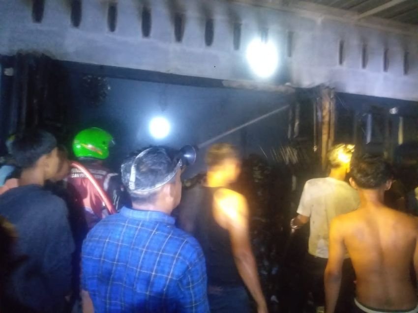 Grosir di Perbaungan Terbakar, Bahan Dagangan Ludes