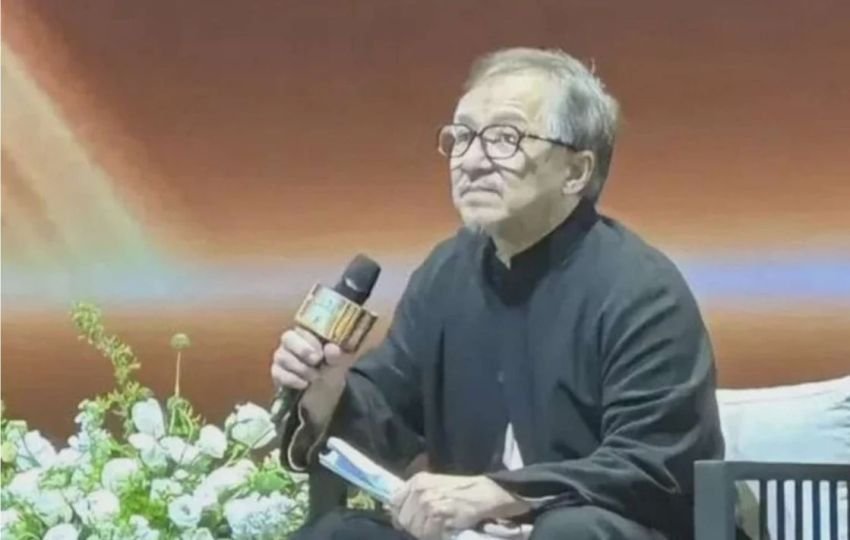 Penampilan Sederhana, Ternyata Segini Harta Kekayaan Jackie Chan