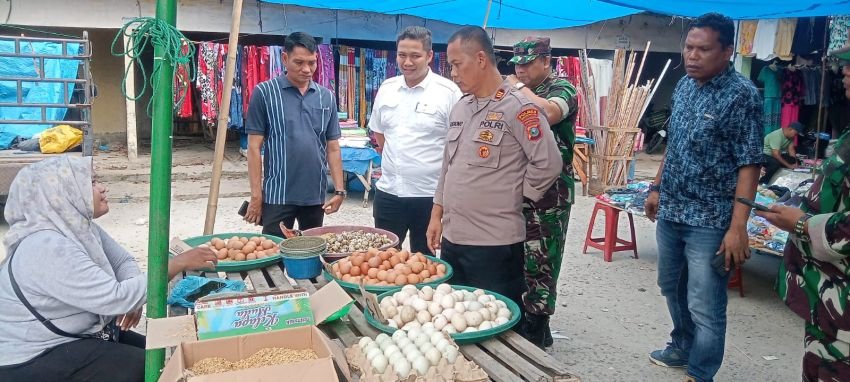 Kapolsek Teluk Mengkudu Bersama Forkopimcam Monitoring dan Ketersediaan Sembako Jelang Puasa