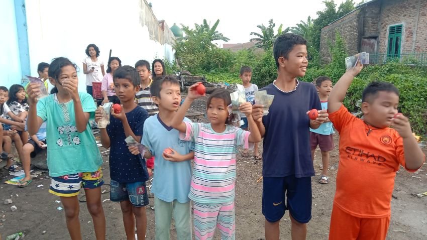 Meriahkan Paskah, Anak-anak Gang Pelita Gelar Kegiatan Cari Telur Paskah dan Makan Bersama