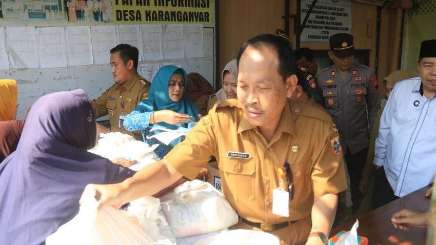 Pemkab Pemalang Gelontorkan Ribuan Paket Sembako pada Pasar Murah Tahap Dua