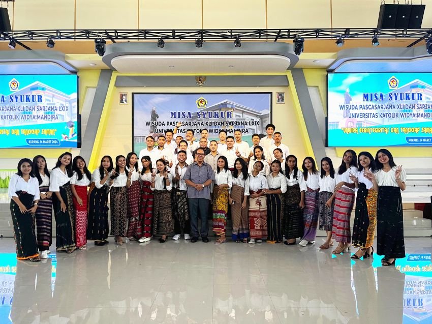 FH Choir Tampil Iringi Misa Syukur Wisuda Unwira