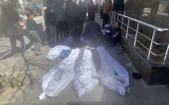 Israel Tembaki Warga Gaza yang Antre Bantuan, 112 Orang Tewas
