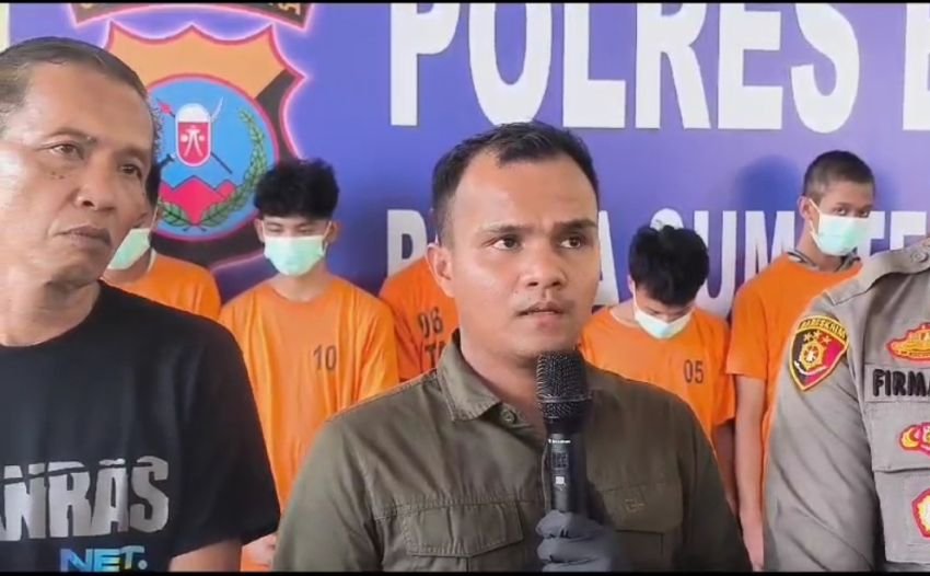 Berdiri di Pinggir Jalan, Pria di Sei Bingai Ditembak OTK